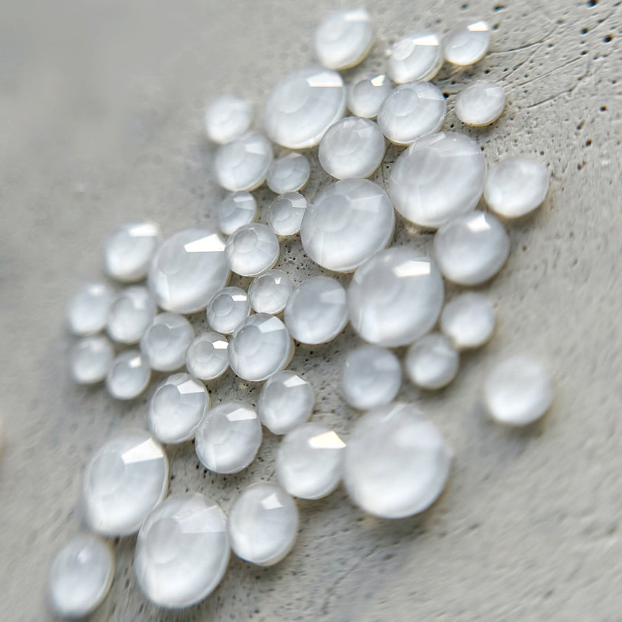 Diamants ronds à dos plat - Blanc nuage