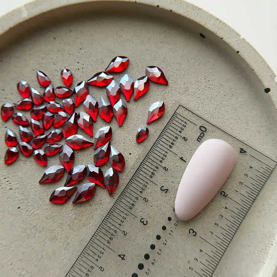 Diamants formes - Rubis métalissé - Goutte 5x3mm