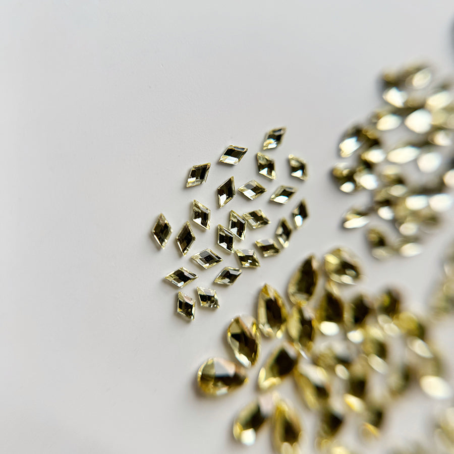 Diamants formes- Yuzu - Mini losange asymétrique