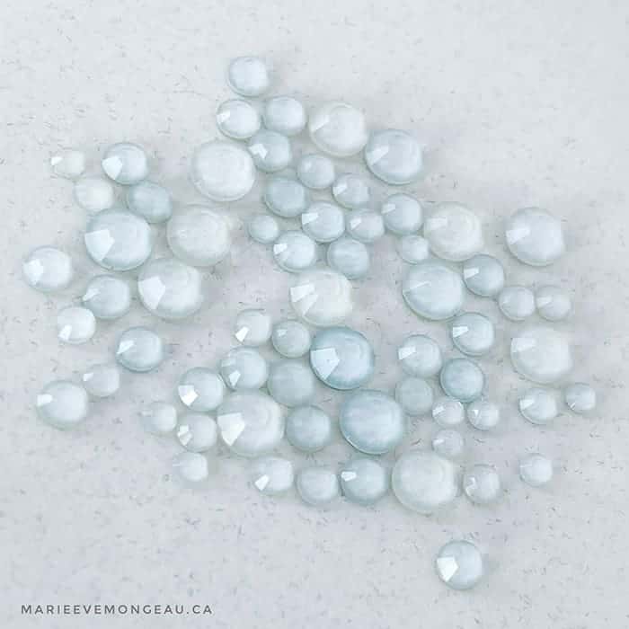 Diamants ronds à dos plat - Eau de pluie